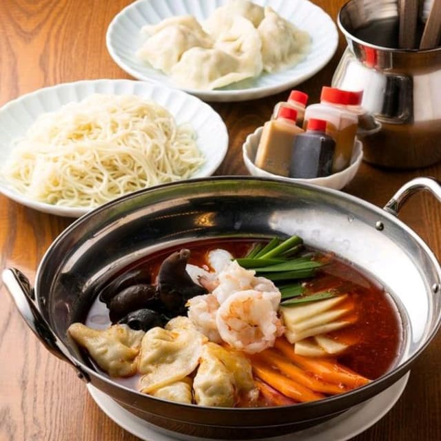 京都　楽仙樓　火鍋セット（肉まん付）