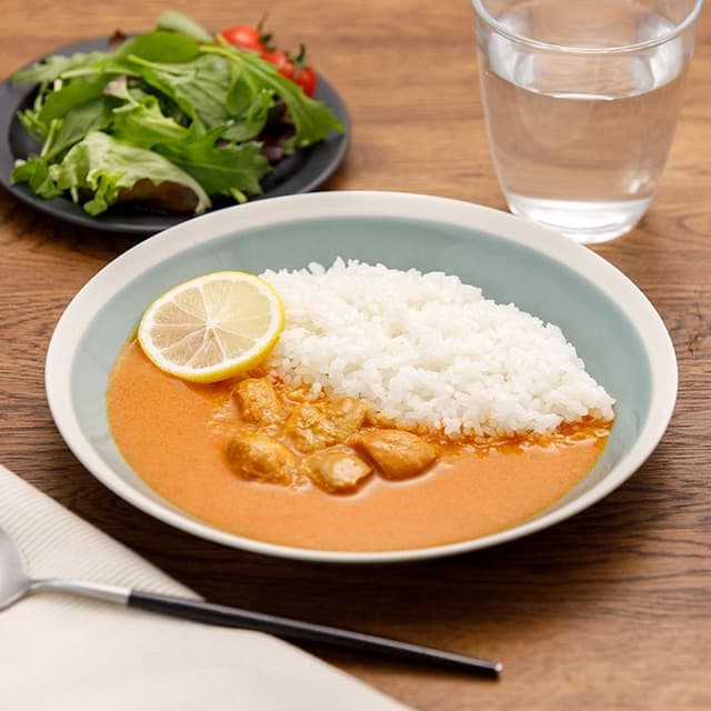 秋川牧園　瀬戸内レモンのチキンカレー［１Ｐ］