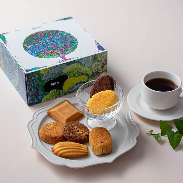 ファクトリーシン　焼き菓子詰合せ８個