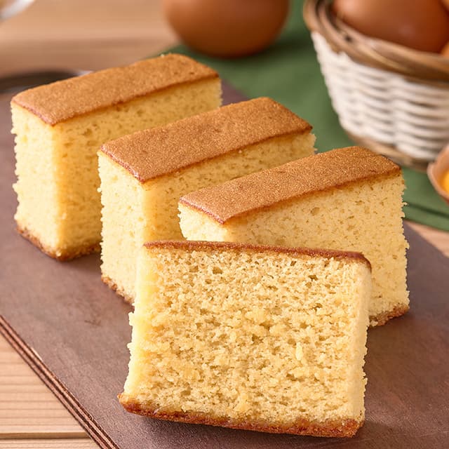 秋川牧園　秋川牧園のたまごと牛乳を使ったまじめなカステラ　１２個