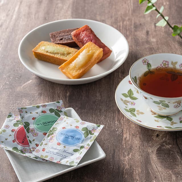 フィナンシェ＆ウェッジウッド　ワイルドストロベリーティーバッグアソート　１８個